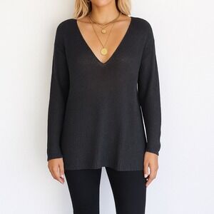 Babaton Aritzia Linen Silk Blend Black Tunic Sweater Top V Neck Long Sleeve M
